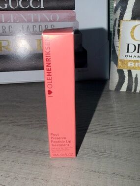 NIB Ole Henriksen Pout Preserve Peptide Lip Treatment - Strawberry Sorbet